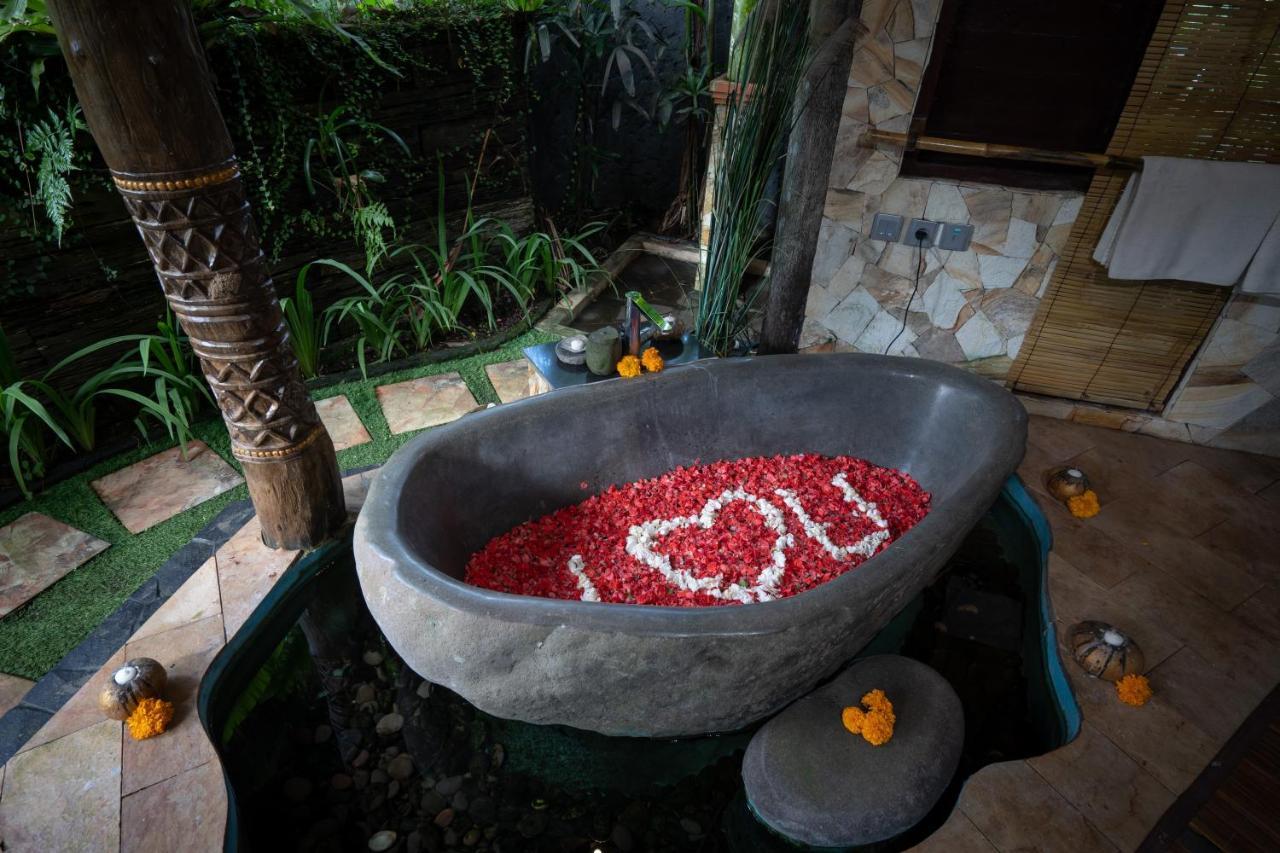 Kupu Kupu Private Villa Ubud  Exterior photo